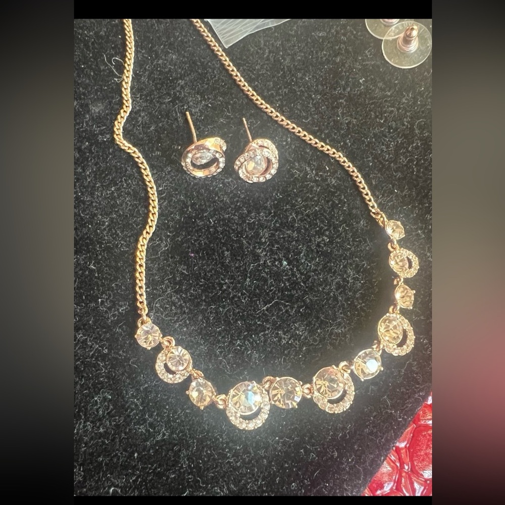 Givenchy Signed Swarovski Elements Rosegold Set - image 3